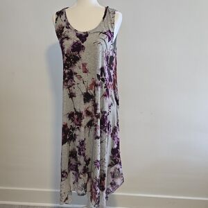 Vera Wanf Elegant Floral Maxi Dress - Gray and Purple W/Hip Pockets